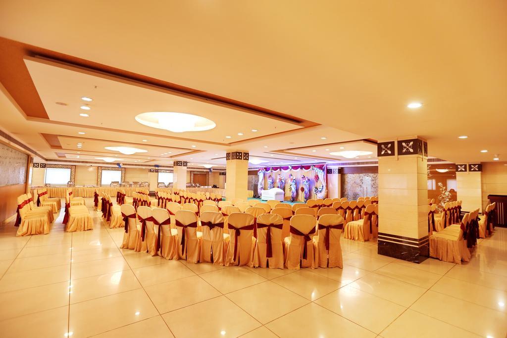 Hotel Swagath Grand Nagole Hyderabad Exterior foto